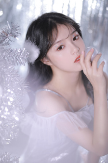 电影《女教师紧缚》